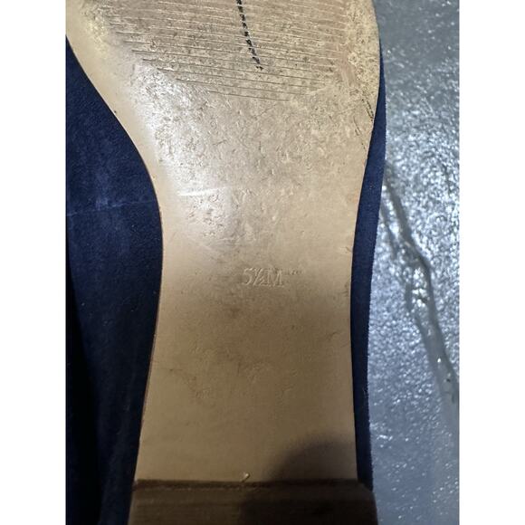 Talbots Blue Suede Leather Classic Flat Loafers Womens Shoe Size 5.5 Preppy EUC - Picture 4 of 5